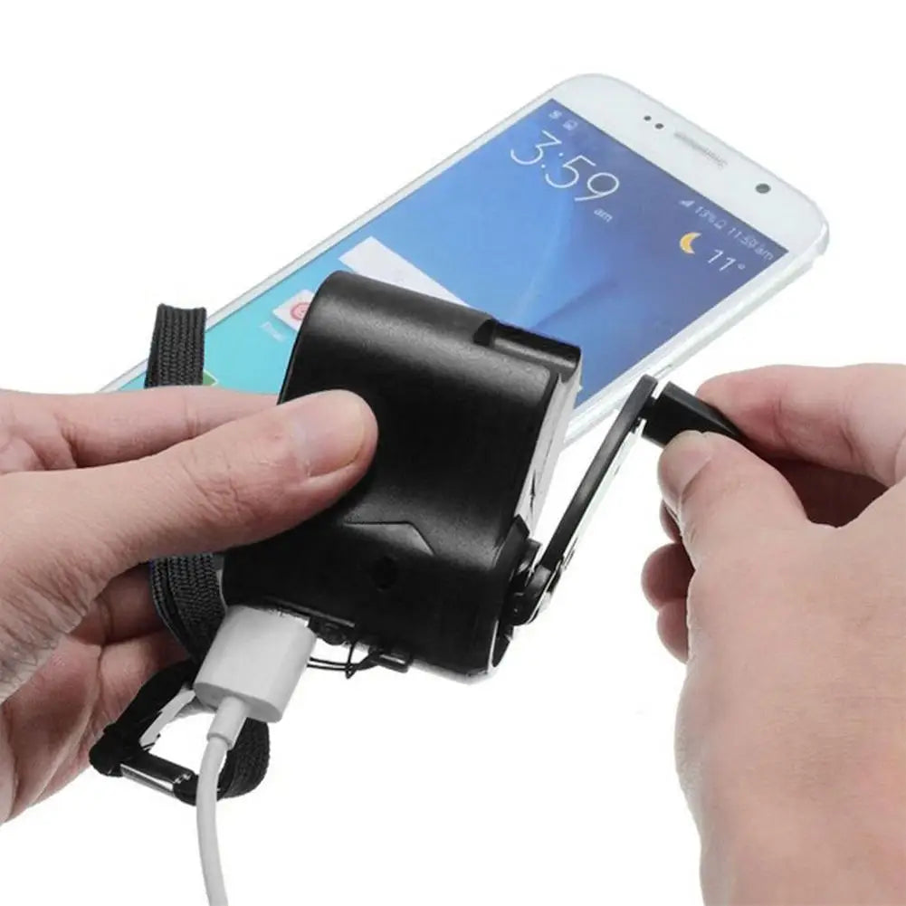 Emergency Hand-Cranking Charger